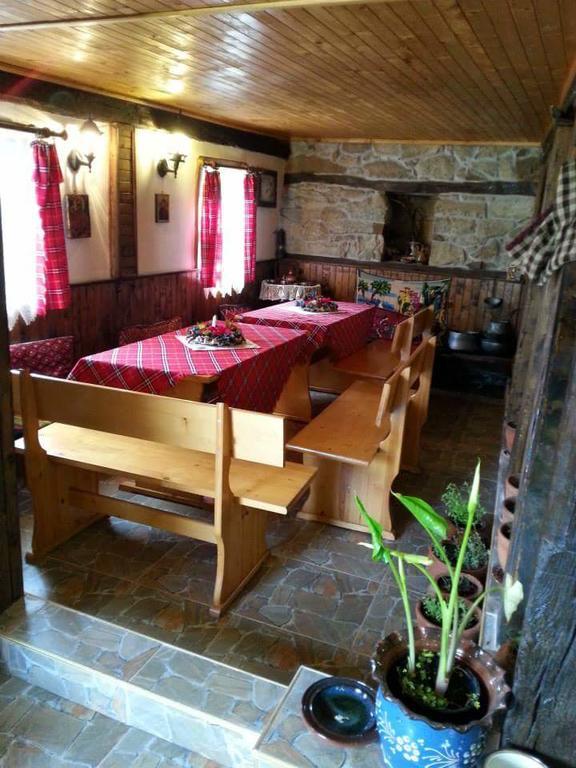 Къща За Гости Ножери Trjawna Exterior foto